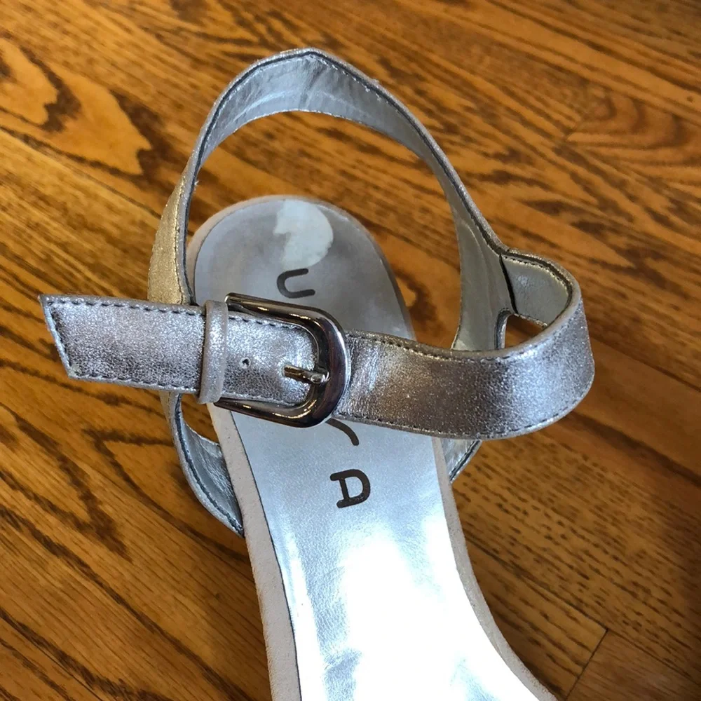 UNISA Lanzer Silver Metallic Wedge